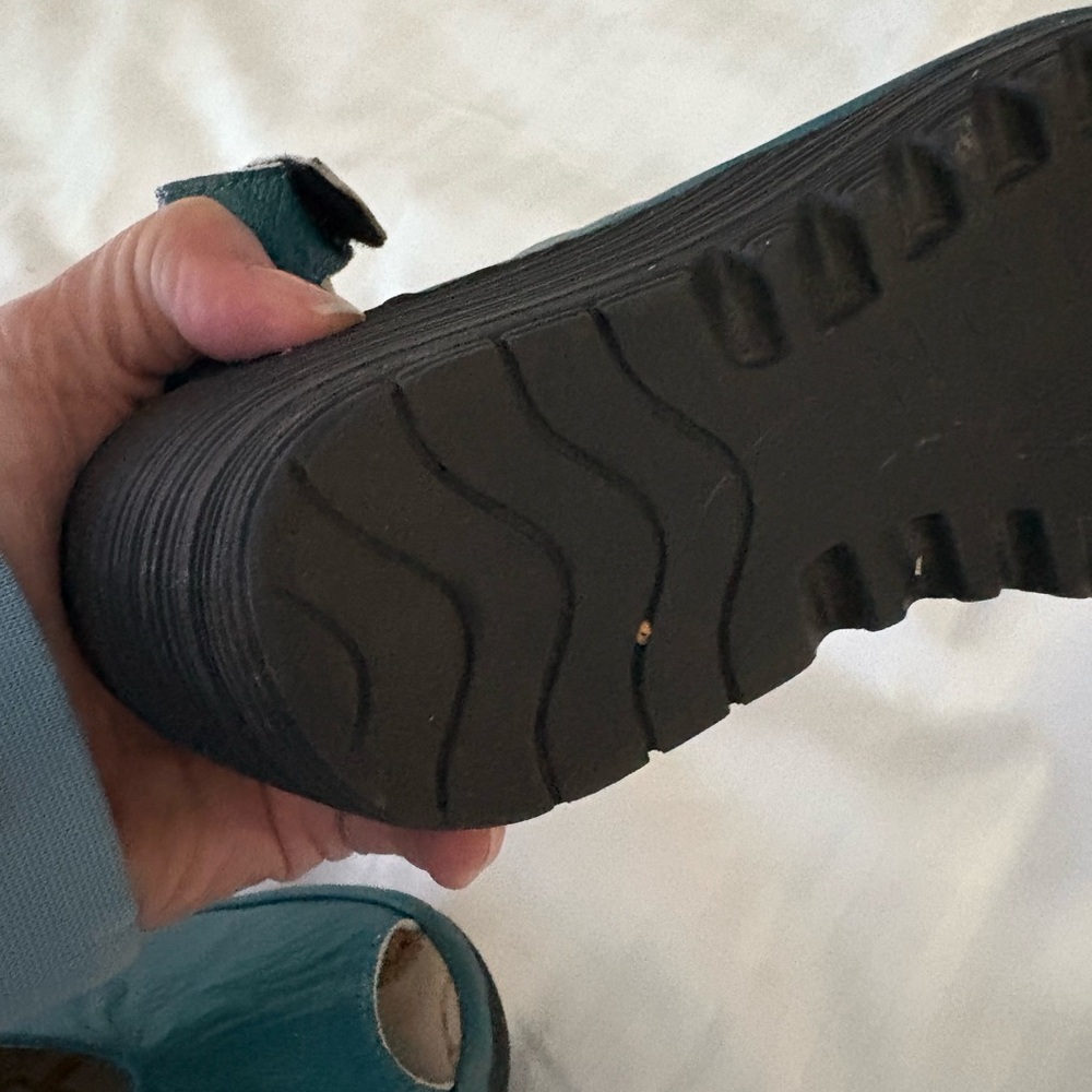 Fly London Sandals Like New - Picture 9 of 13